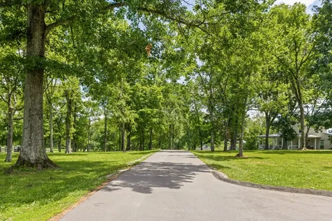 4284 Central Valley Road Murfreesboro TN 37129