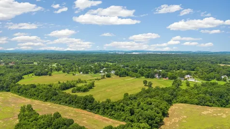 4284 Central Valley Road Murfreesboro TN 37129