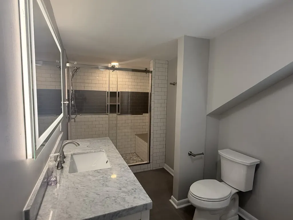 2815 Acklen Avenue Nashville TN 37212