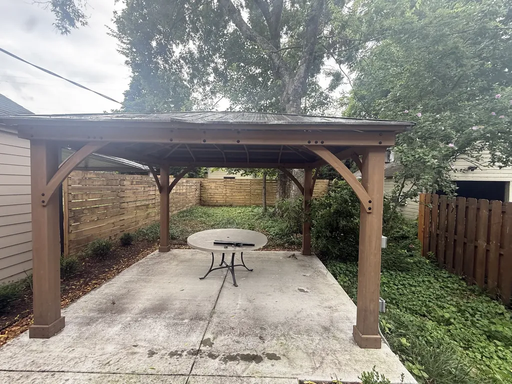 2815 Acklen Avenue Nashville TN 37212