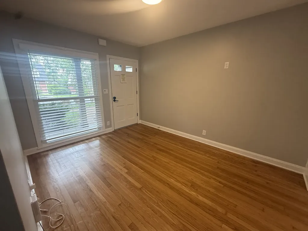 2815 Acklen Avenue Nashville TN 37212