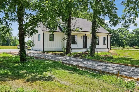 1798 Twin Caves Drive Lewisburg TN 37091
