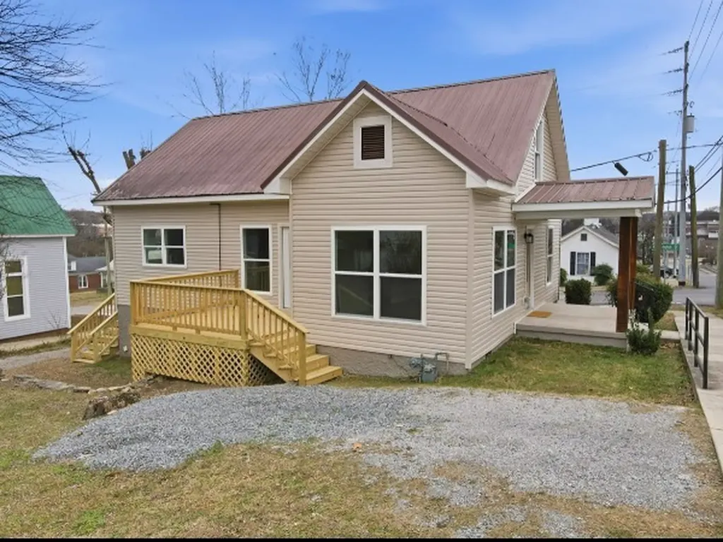 301 Bellview Ave, N Fayetteville TN 37334