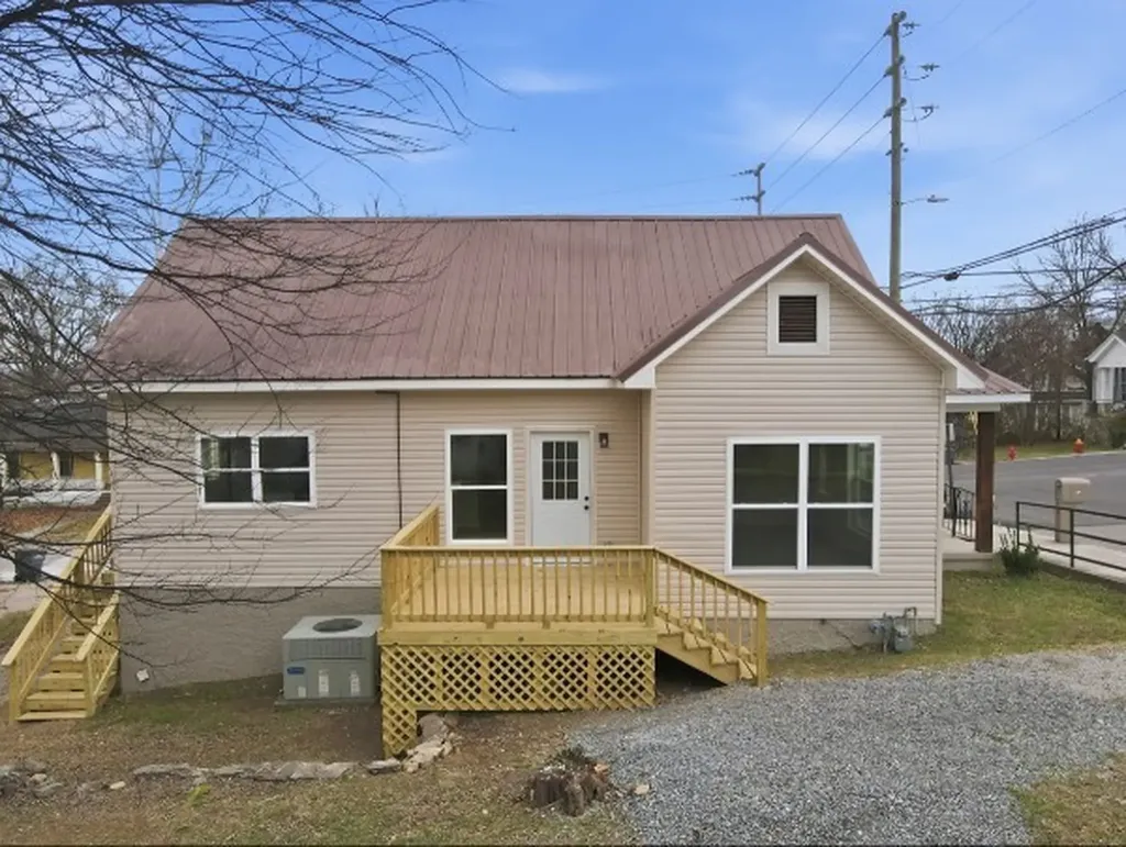 301 Bellview Ave, N Fayetteville TN 37334