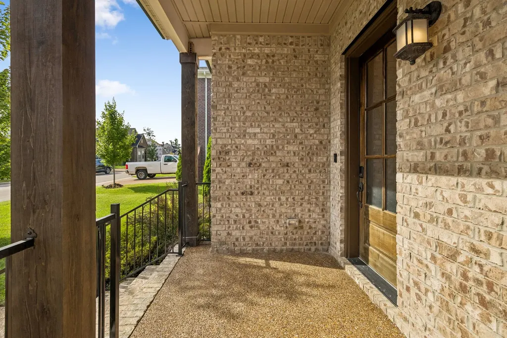 8021 Still Spring Ridge Drive Nashville TN 37221