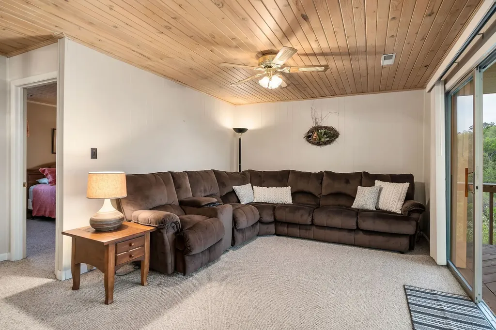 258 Captains Point Road Silver Point TN 38582