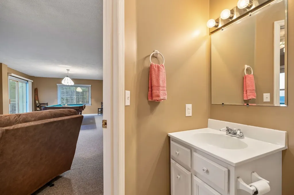 258 Captains Point Road Silver Point TN 38582