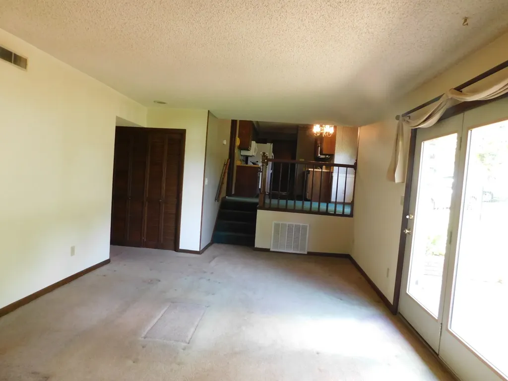 319 Harsh Lane Castalian Springs TN 37031