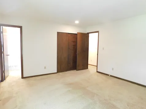 319 Harsh Lane Castalian Springs TN 37031