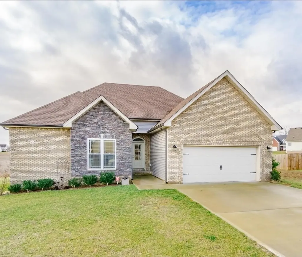 1344 Canyon Place Clarksville TN 37042