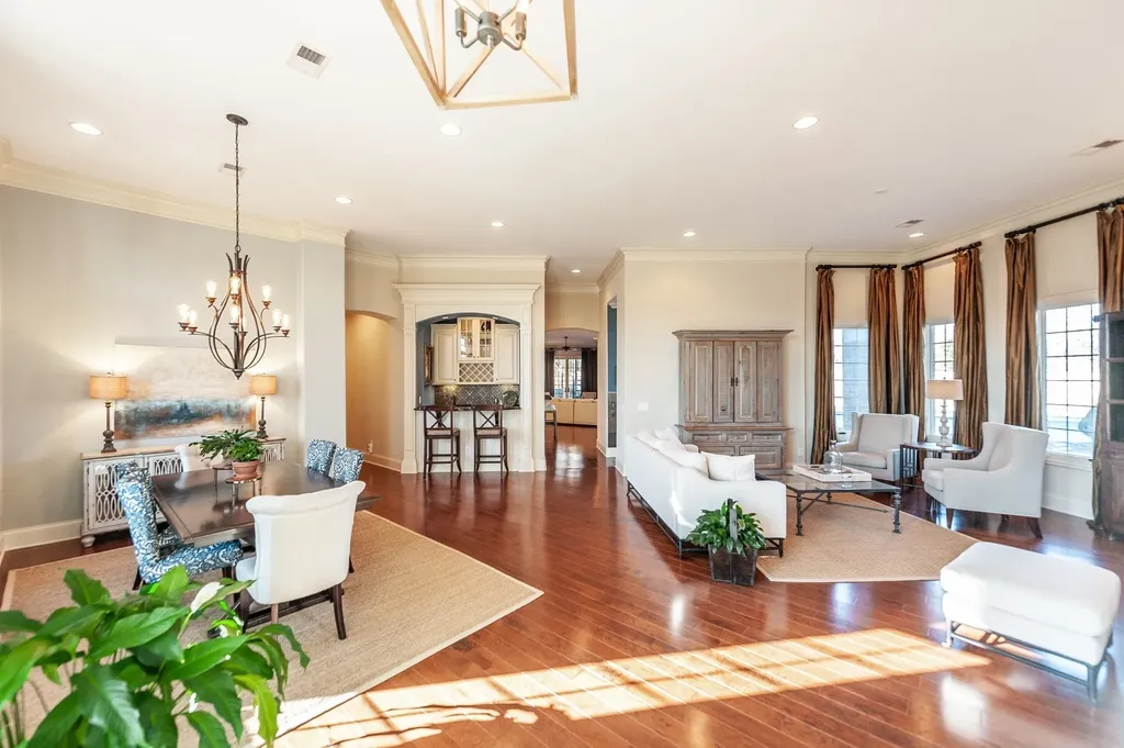 2436 Long Hollow Pike Hendersonville TN 37075