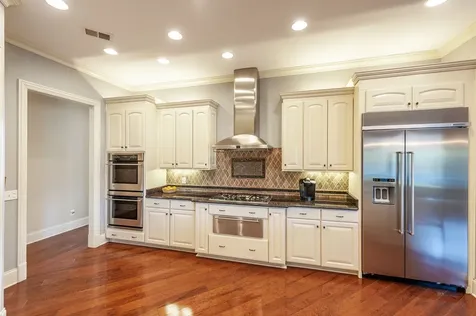 2436 Long Hollow Pike Hendersonville TN 37075