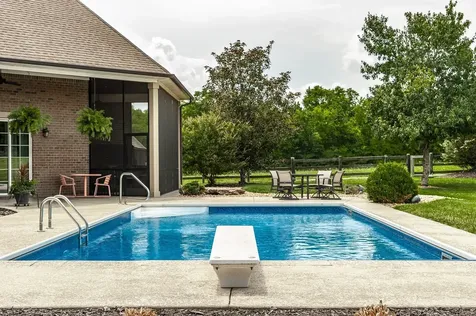 2436 Long Hollow Pike Hendersonville TN 37075