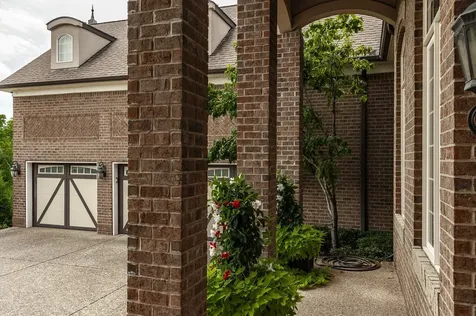 2436 Long Hollow Pike Hendersonville TN 37075