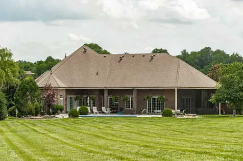 2436 Long Hollow Pike Hendersonville TN 37075