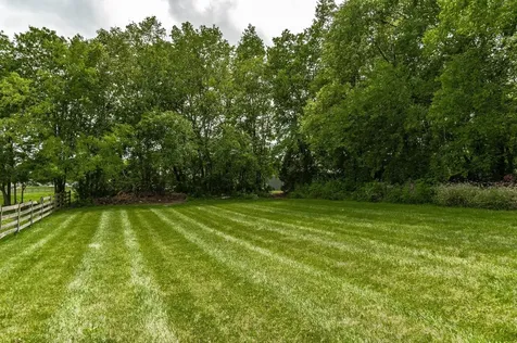 2436 Long Hollow Pike Hendersonville TN 37075