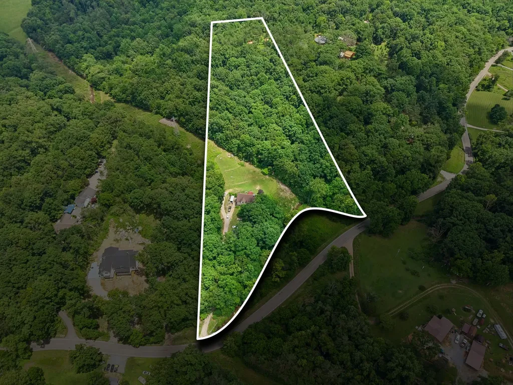 7368 Walker Road Fairview TN 37062