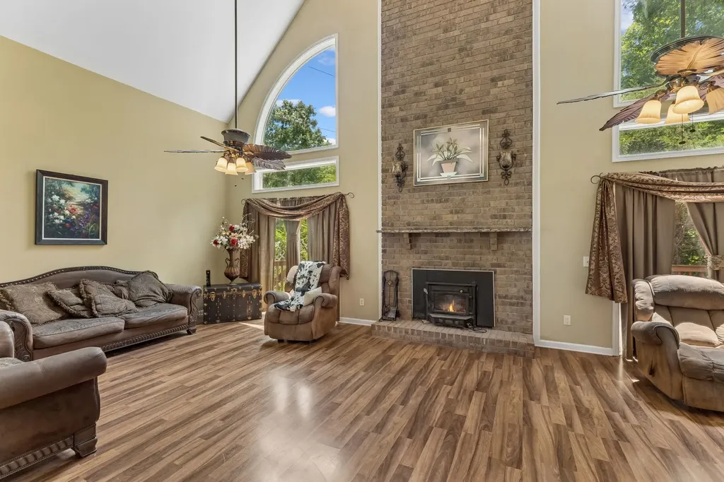 7368 Walker Road Fairview TN 37062