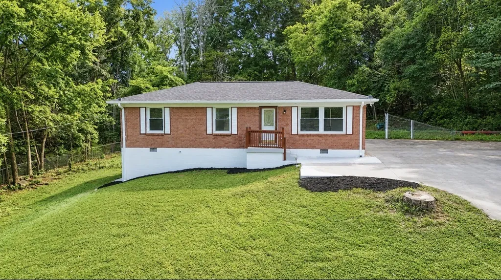 101 Travis Street Hendersonville TN 37075