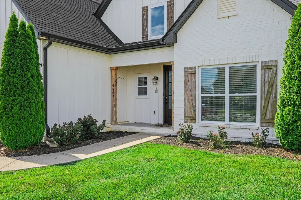 9802 Sunfish Court Murfreesboro TN 37129