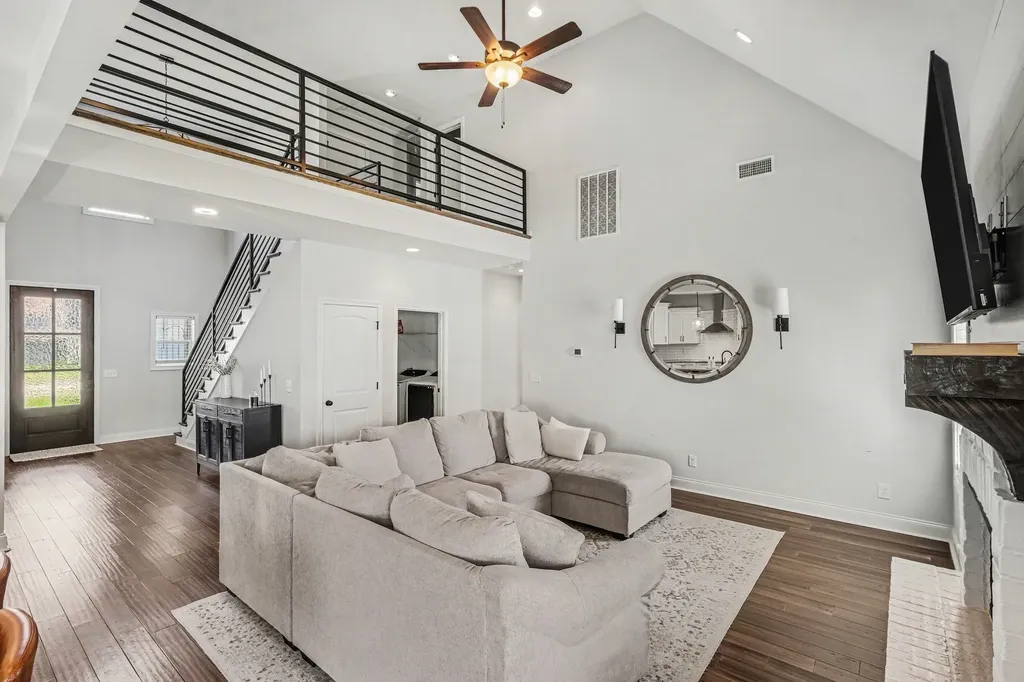 9802 Sunfish Court Murfreesboro TN 37129