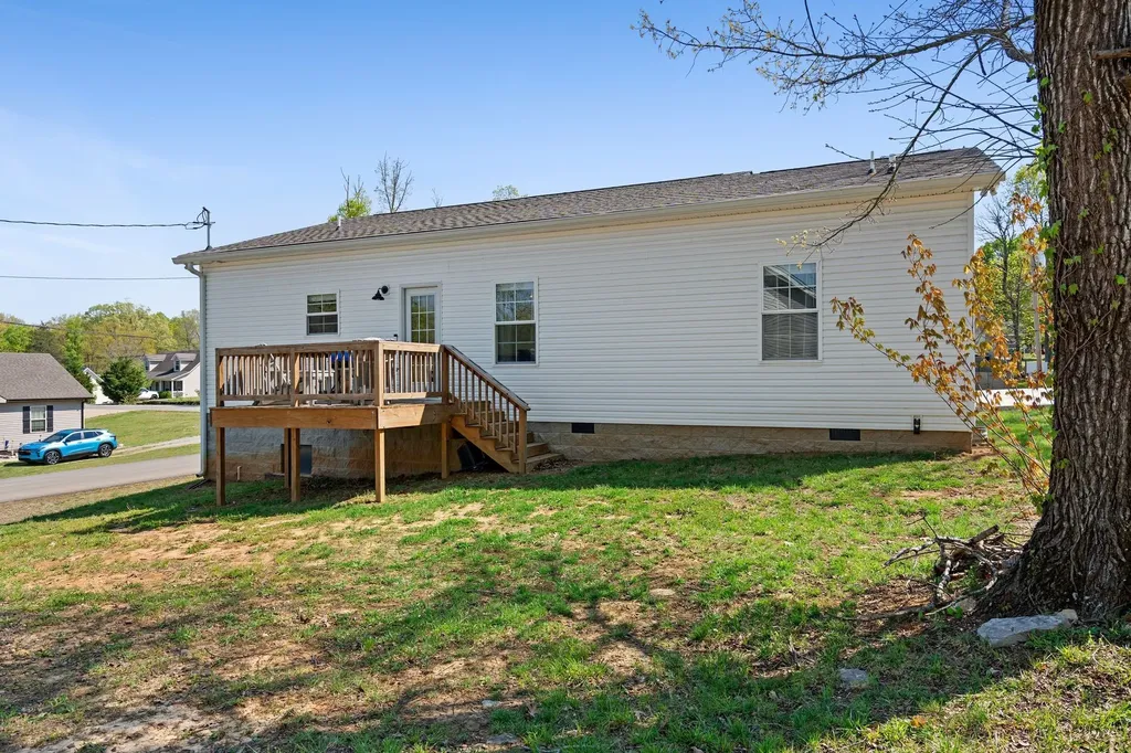 391 Elm Avenue Lewisburg TN 37091