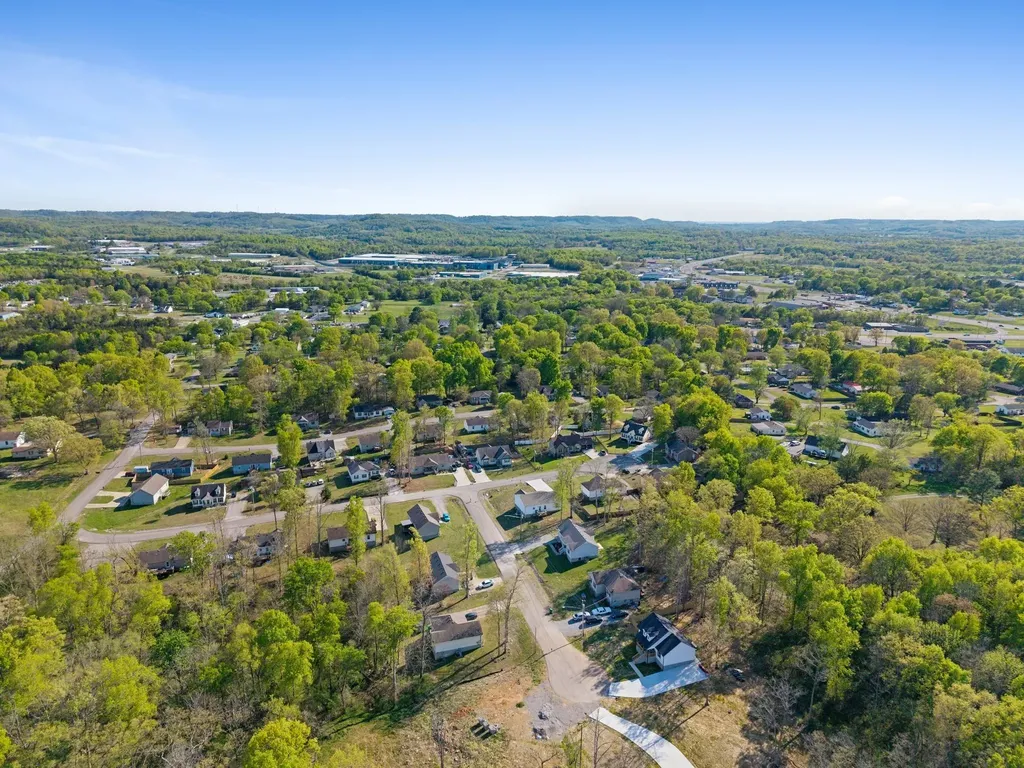 391 Elm Avenue Lewisburg TN 37091