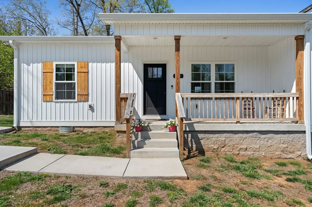 391 Elm Avenue Lewisburg TN 37091