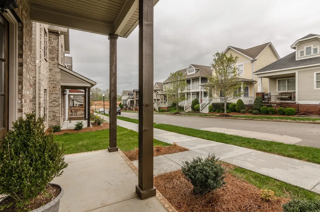 29 Lula Lane Kingston Springs TN 37082