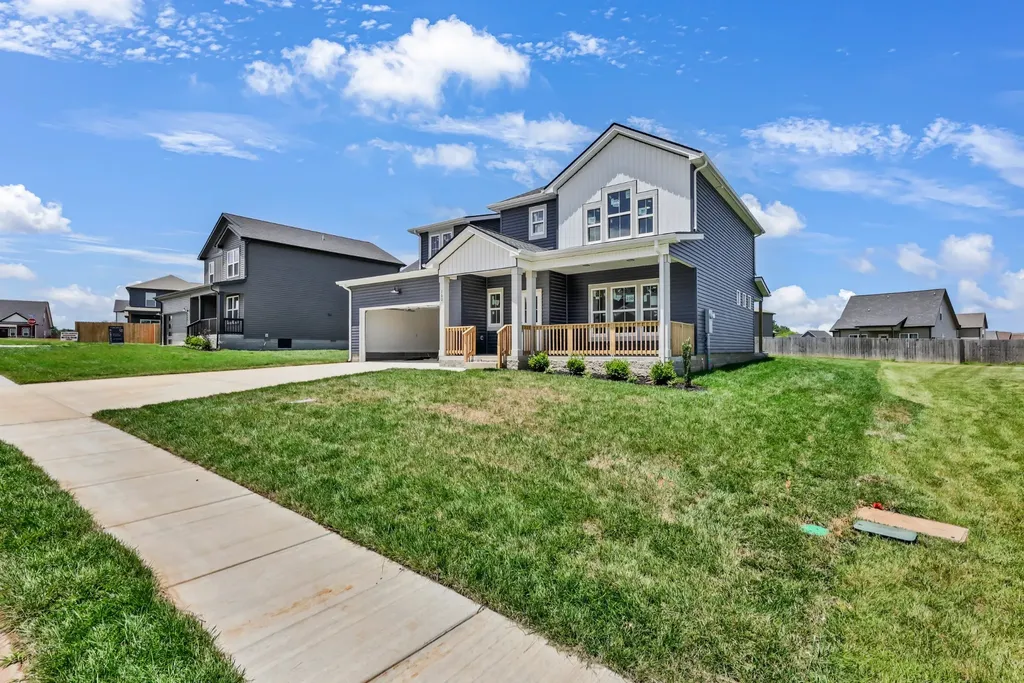 160 Leitrim Drive Clarksville TN 37042