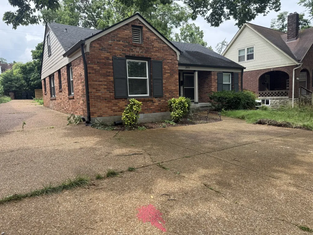 2815 Acklen Avenue Nashville TN 37212