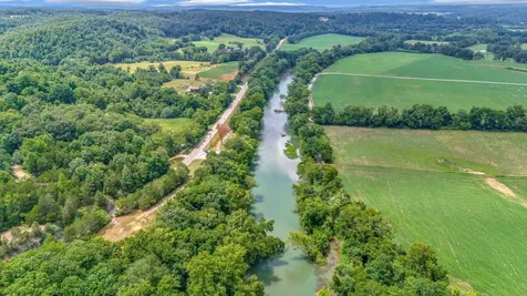1076 Hwy 13 North Lobelville TN 37097