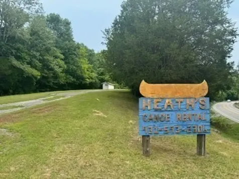 1076 Hwy 13 North Lobelville TN 37097