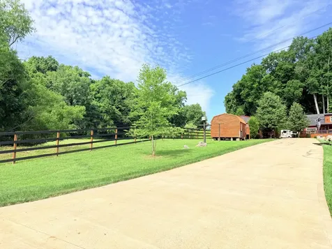 3021 Nicole Road Clarksville TN 37040