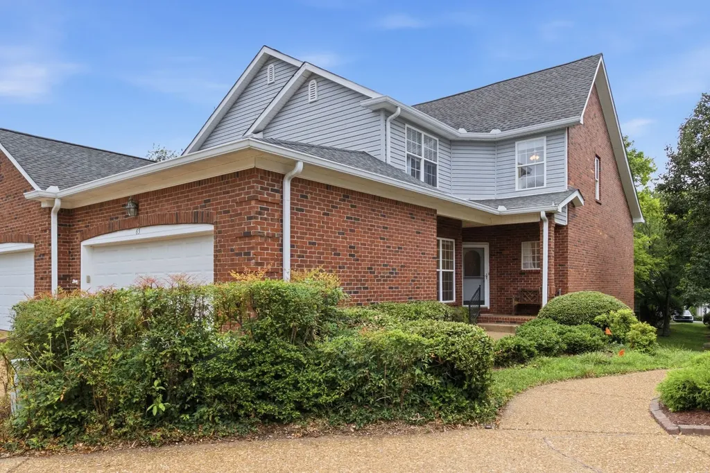 231 Green Harbor Road Old Hickory TN 37138