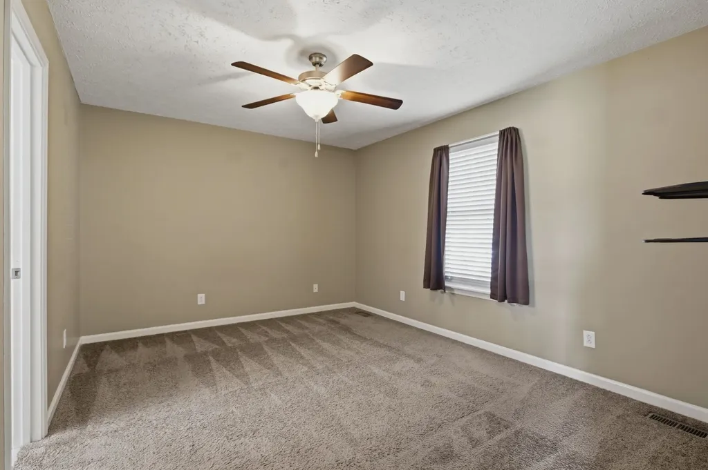 708 Eaglesham Drive Christiana TN 37037