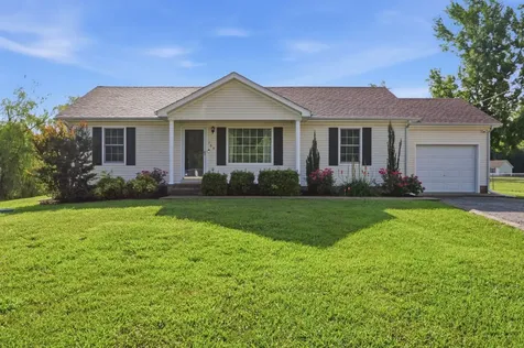 708 Eaglesham Drive Christiana TN 37037