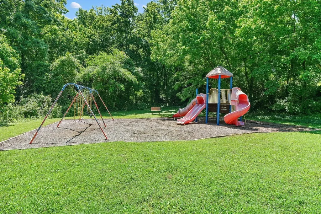 105 Burlington Court Nashville TN 37215