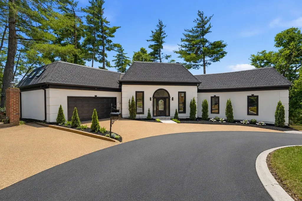 105 Burlington Court Nashville TN 37215