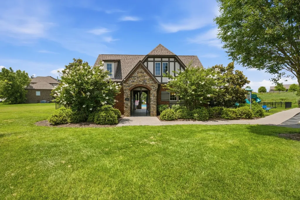 5146 Mountainbrook Circle Hermitage TN 37076