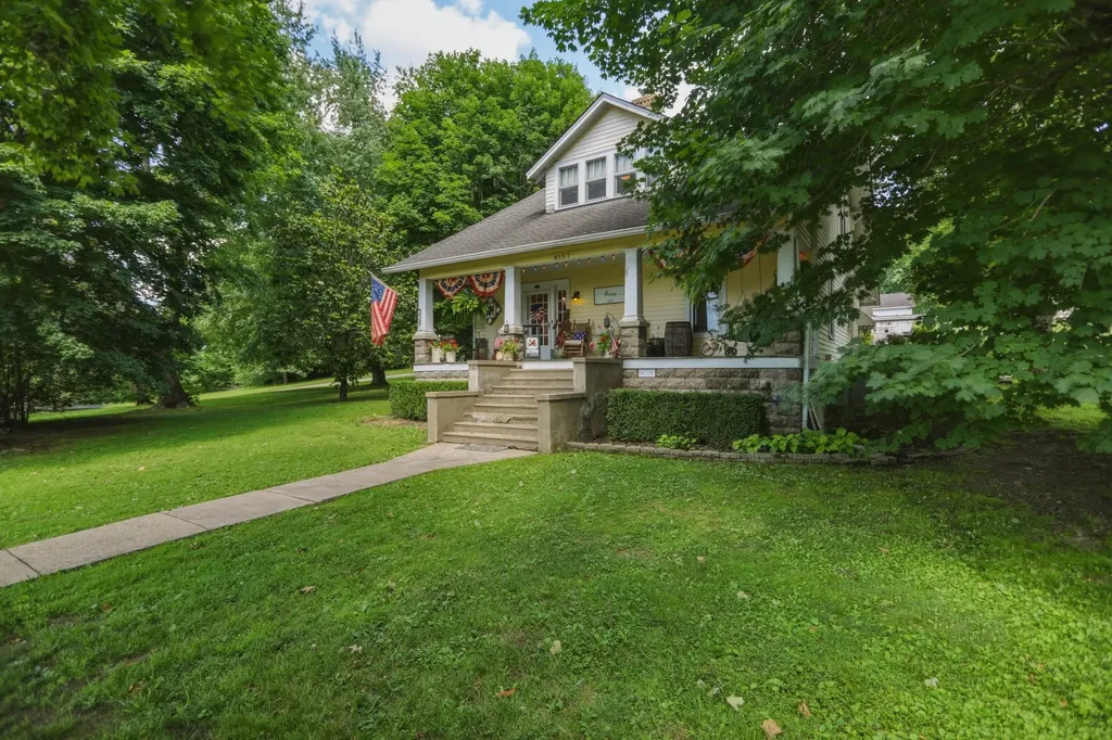 8157 Highway 49, E Springfield TN 37172
