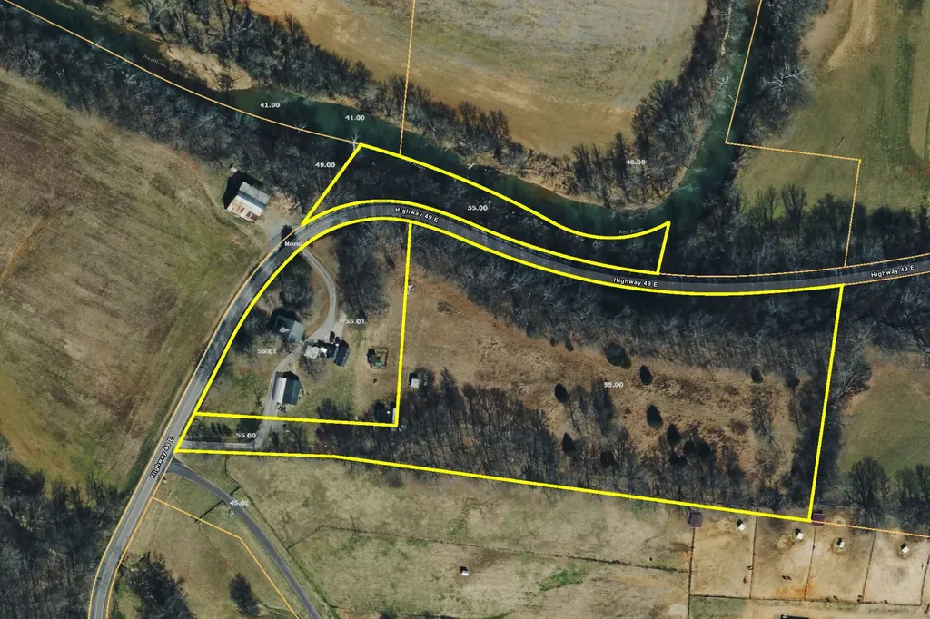 8157 Highway 49, E Springfield TN 37172