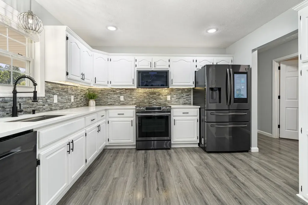 83 Farley Lane Hartsville TN 37074