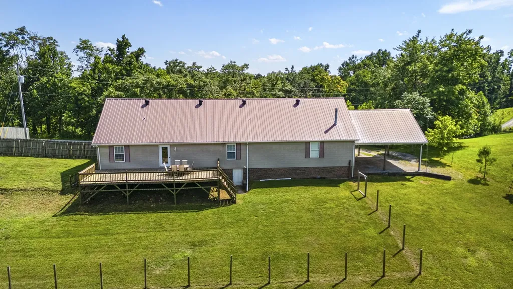 83 Farley Lane Hartsville TN 37074