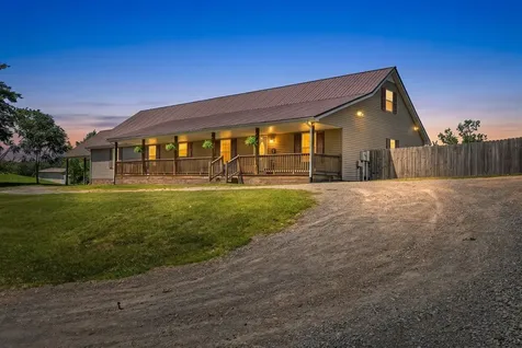83 Farley Lane Hartsville TN 37074
