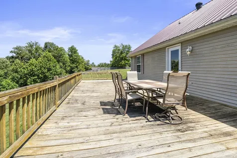 83 Farley Lane Hartsville TN 37074