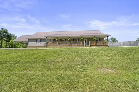 83 Farley Lane Hartsville TN 37074