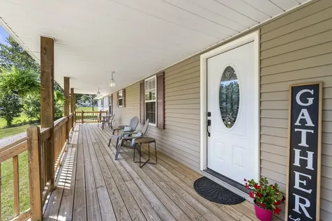 83 Farley Lane Hartsville TN 37074