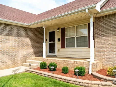 3510 Clover Hill Dr, S Clarksville TN 37043