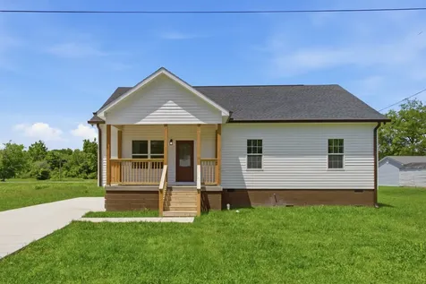 209 Armstrong Street Waverly TN 37185